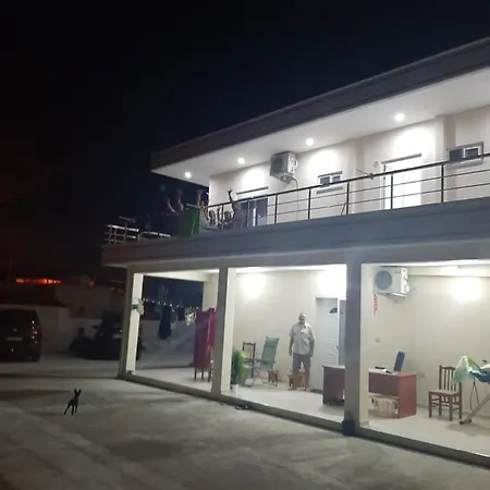 アパート Dhoma Plazhi Nefeli Vlorë