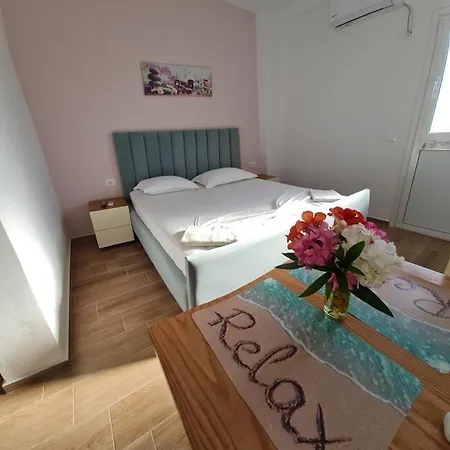 Dhoma Plazhi Nefeli