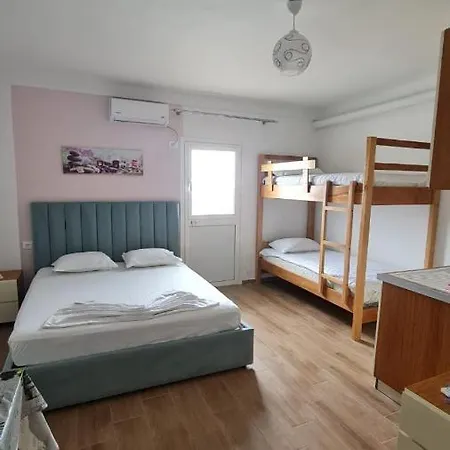 Dhoma Plazhi Nefeli *