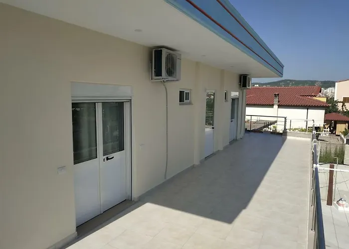 Dhoma Plazhi Nefeli Appartement *