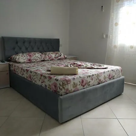 Апартаменты Dhoma Plazhi Nefeli
