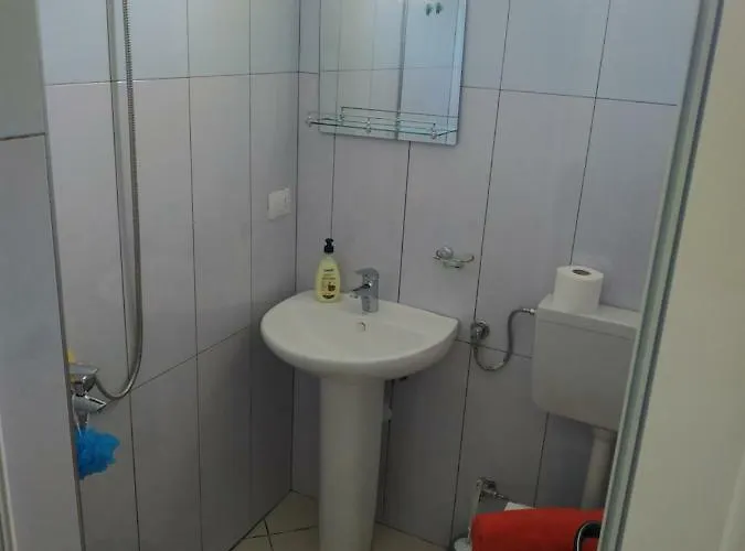 Dhoma Plazhi Nefeli Vlorë